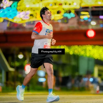 Runner Photo 4624372