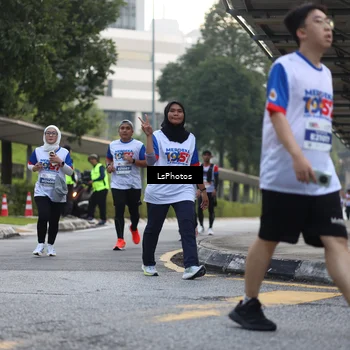 Runner Photo 4624393