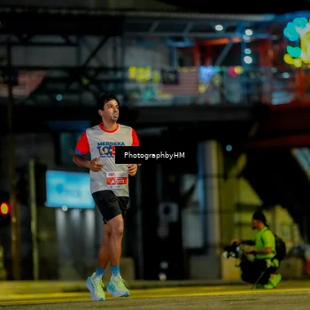 Runner Photo 4624410