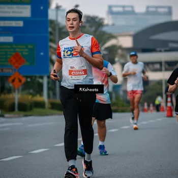 Runner Photo 4624437
