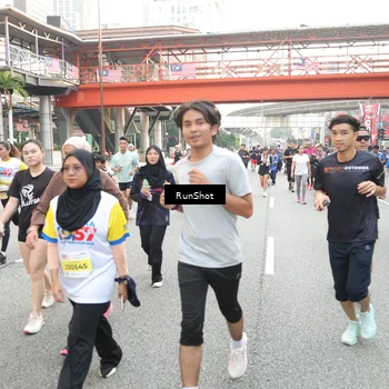 Runner Photo 4624519