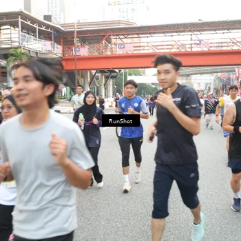 Runner Photo 4624612