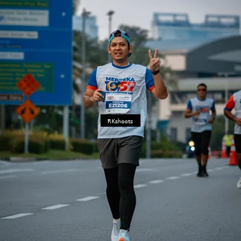 Runner Photo 4624647