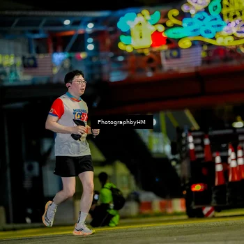 Runner Photo 4624648