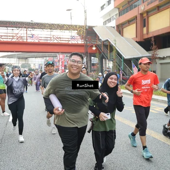 Runner Photo 4624663