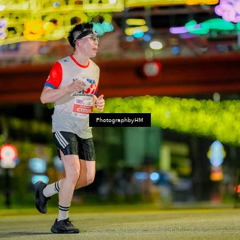 Runner Photo 4624674