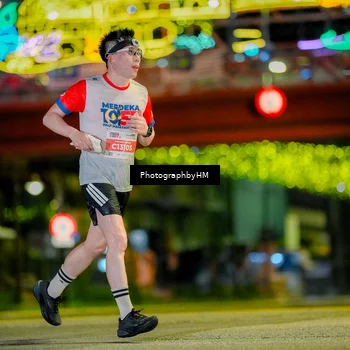 Runner Photo 4624676