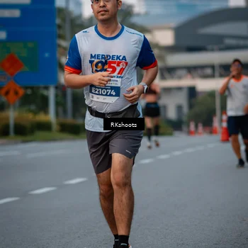 Runner Photo 4624742