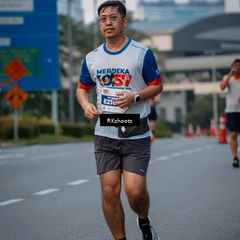 Runner Photo 4624765