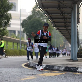 Runner Photo 4624767