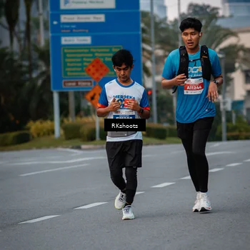 Runner Photo 4624794