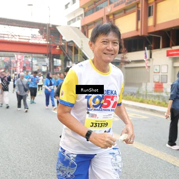 Runner Photo 4624870