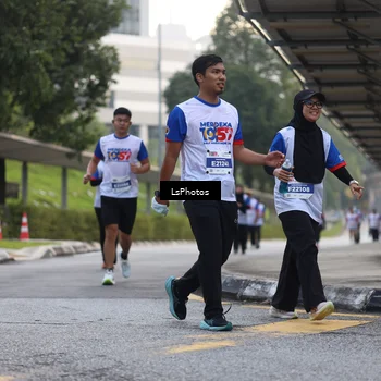 Runner Photo 4624891