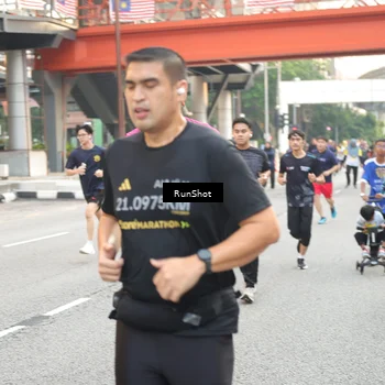 Runner Photo 4625129