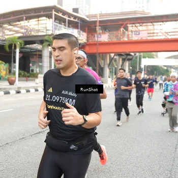 Runner Photo 4625137