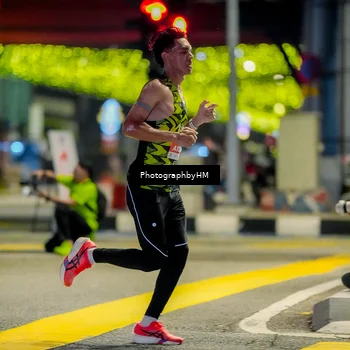 Runner Photo 4625400
