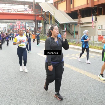 Runner Photo 4625420