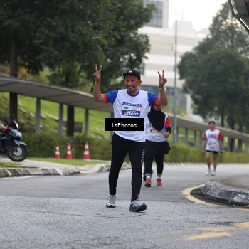 Runner Photo 4625479