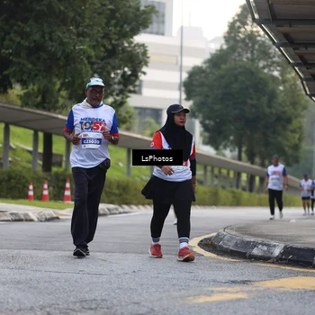 Runner Photo 4625546