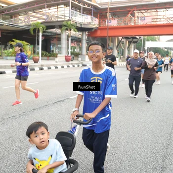 Runner Photo 4625673