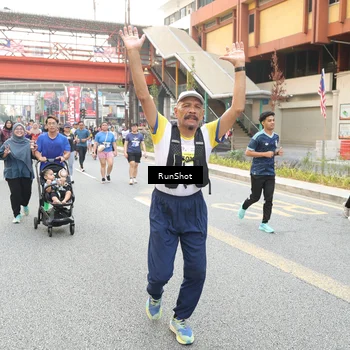 Runner Photo 4625676