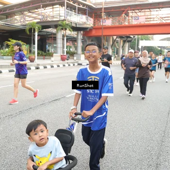 Runner Photo 4625694