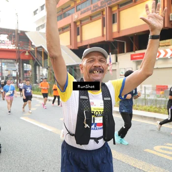 Runner Photo 4625724