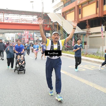 Runner Photo 4625740