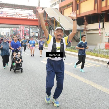 Runner Photo 4625751