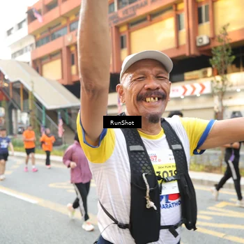 Runner Photo 4625794