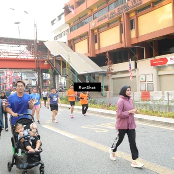 Runner Photo 4625824