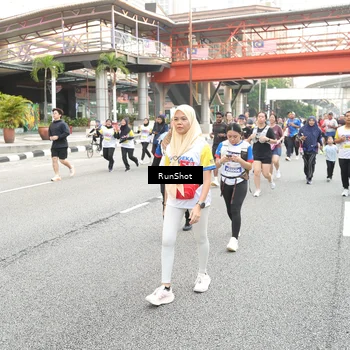 Runner Photo 4626212
