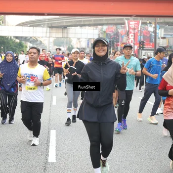 Runner Photo 4626312