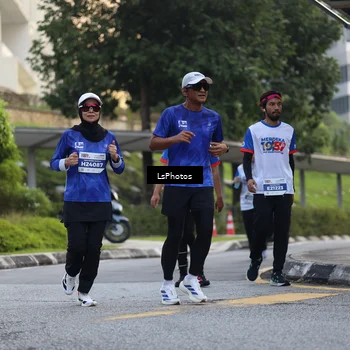 Runner Photo 4626343