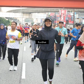 Runner Photo 4626369