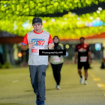 Runner Photo 4626419