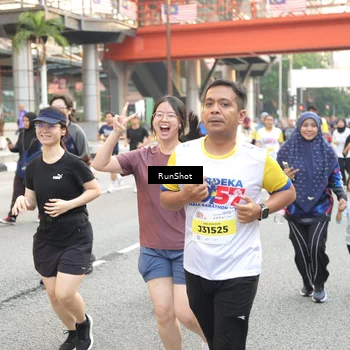 Runner Photo 4626494