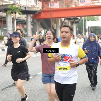 Runner Photo 4626514