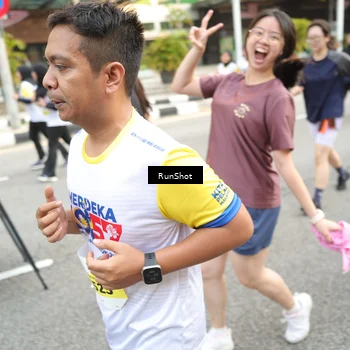 Runner Photo 4626677