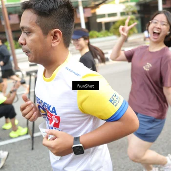 Runner Photo 4626728