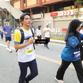 Runner Photo 4626797