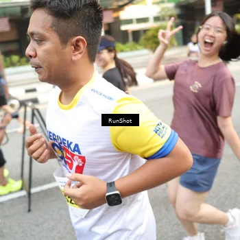 Runner Photo 4626829