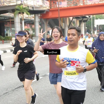 Runner Photo 4626836