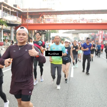 Runner Photo 4627175