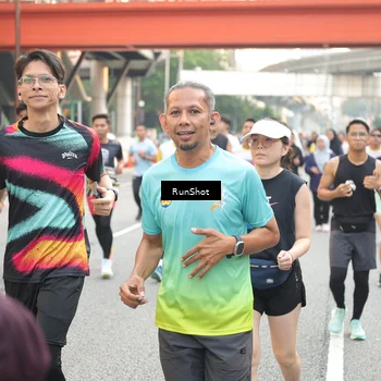 Runner Photo 4627183