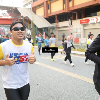 Runner Photo 4627762