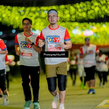 Runner Photo 4628657
