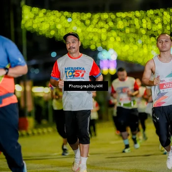 Runner Photo 4628735