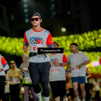 Runner Photo 4629347