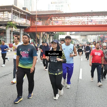 Runner Photo 4630042